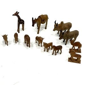 12 Hand Carved Animal Wood Giraffe Elephant Lion Gazelle Buffalo Camel DAMAGED